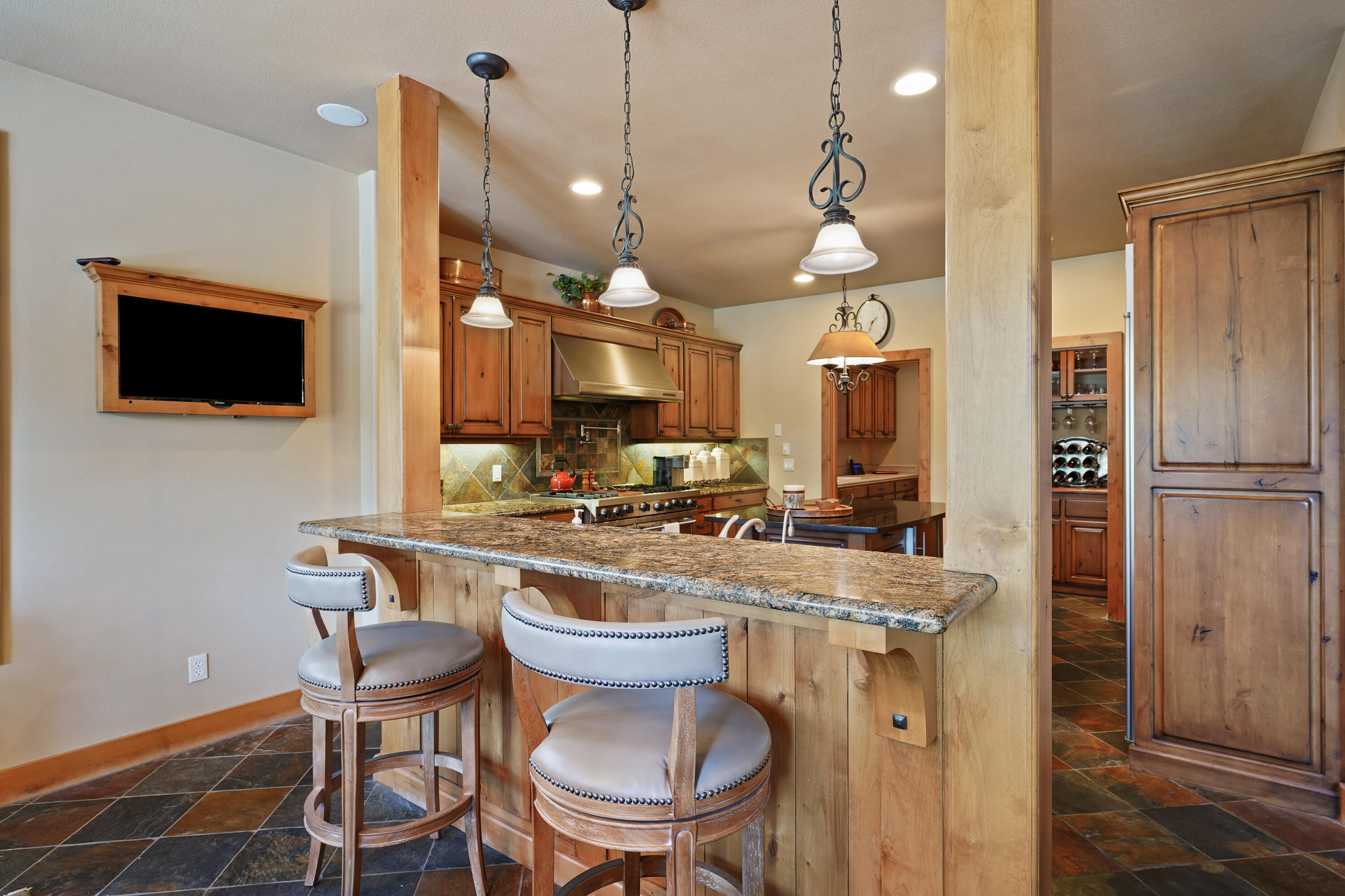 Broken Top - Residential