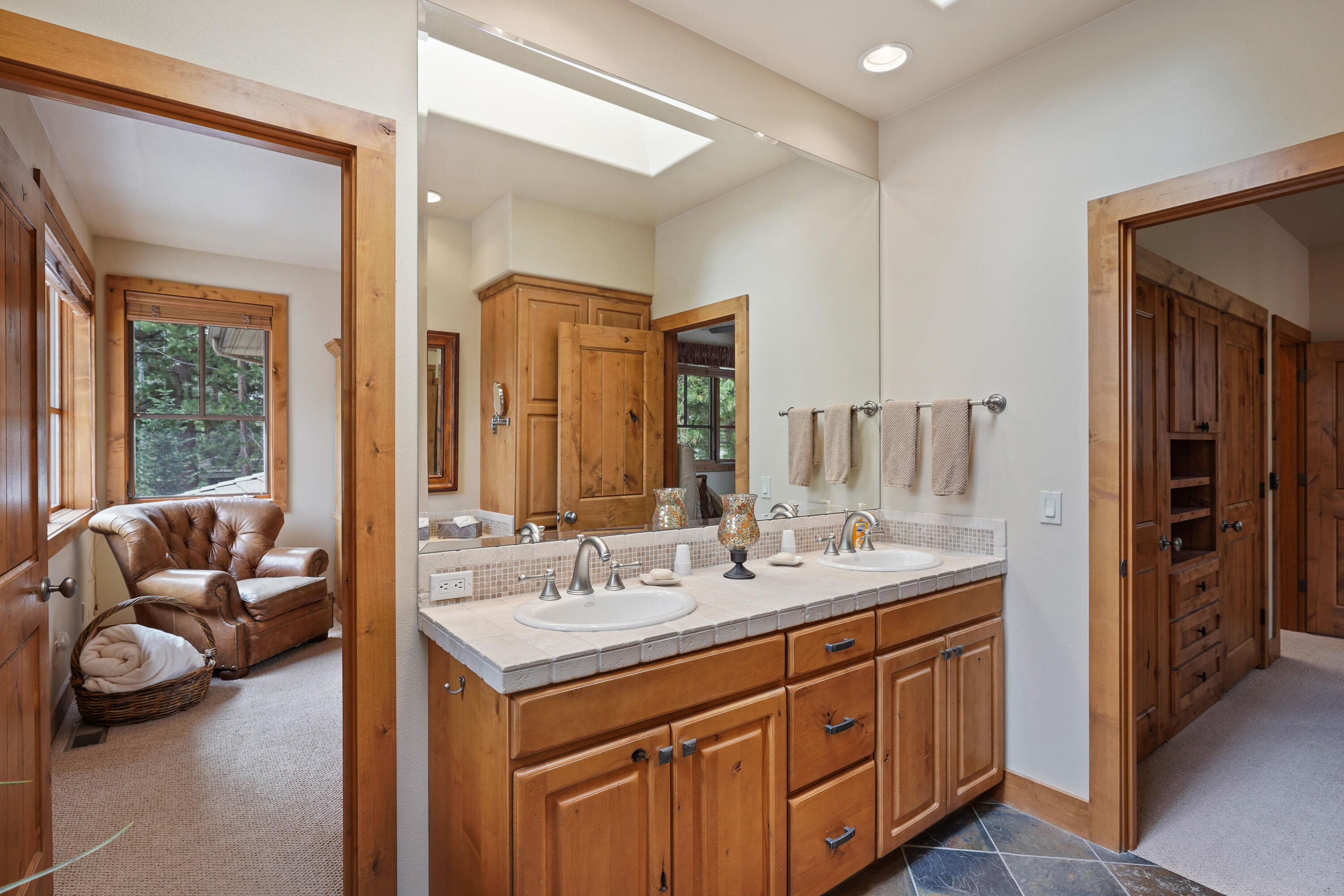 Broken Top - Residential