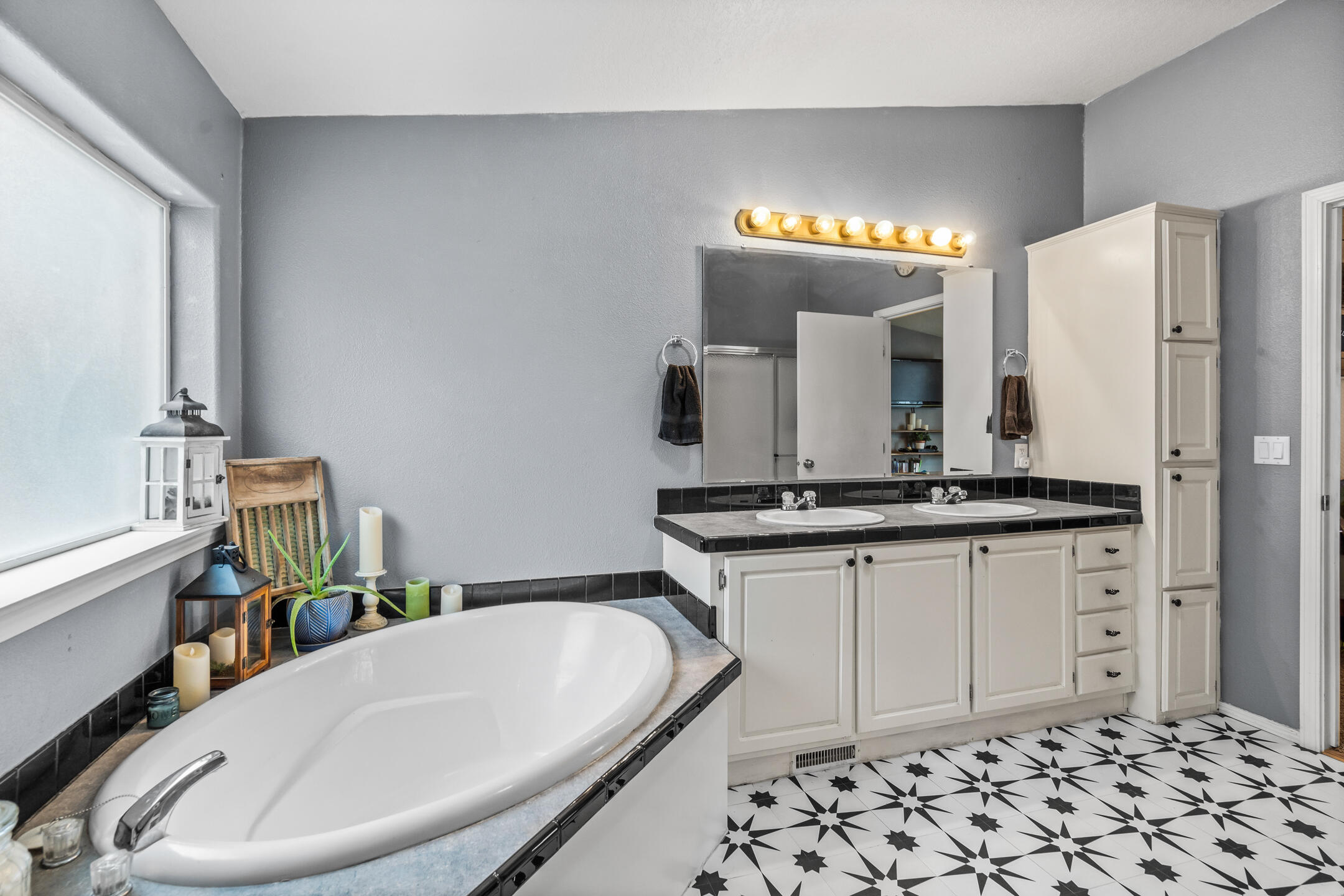 Sun Forest Estates - Residential