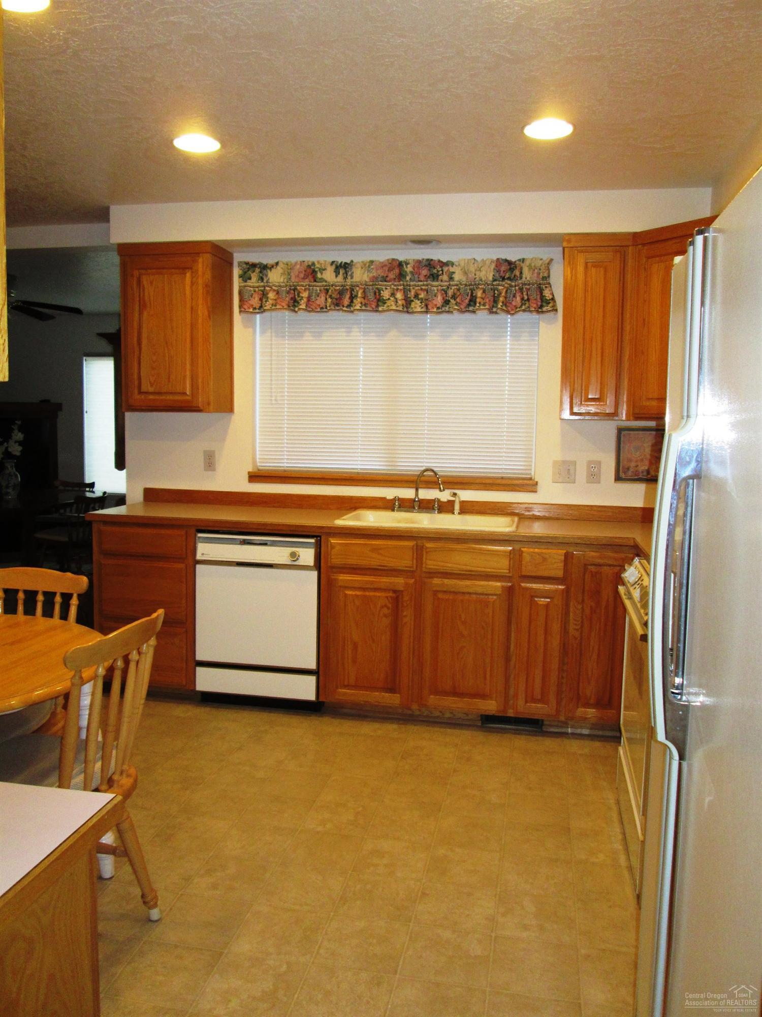 Skyline Ridge - Residential