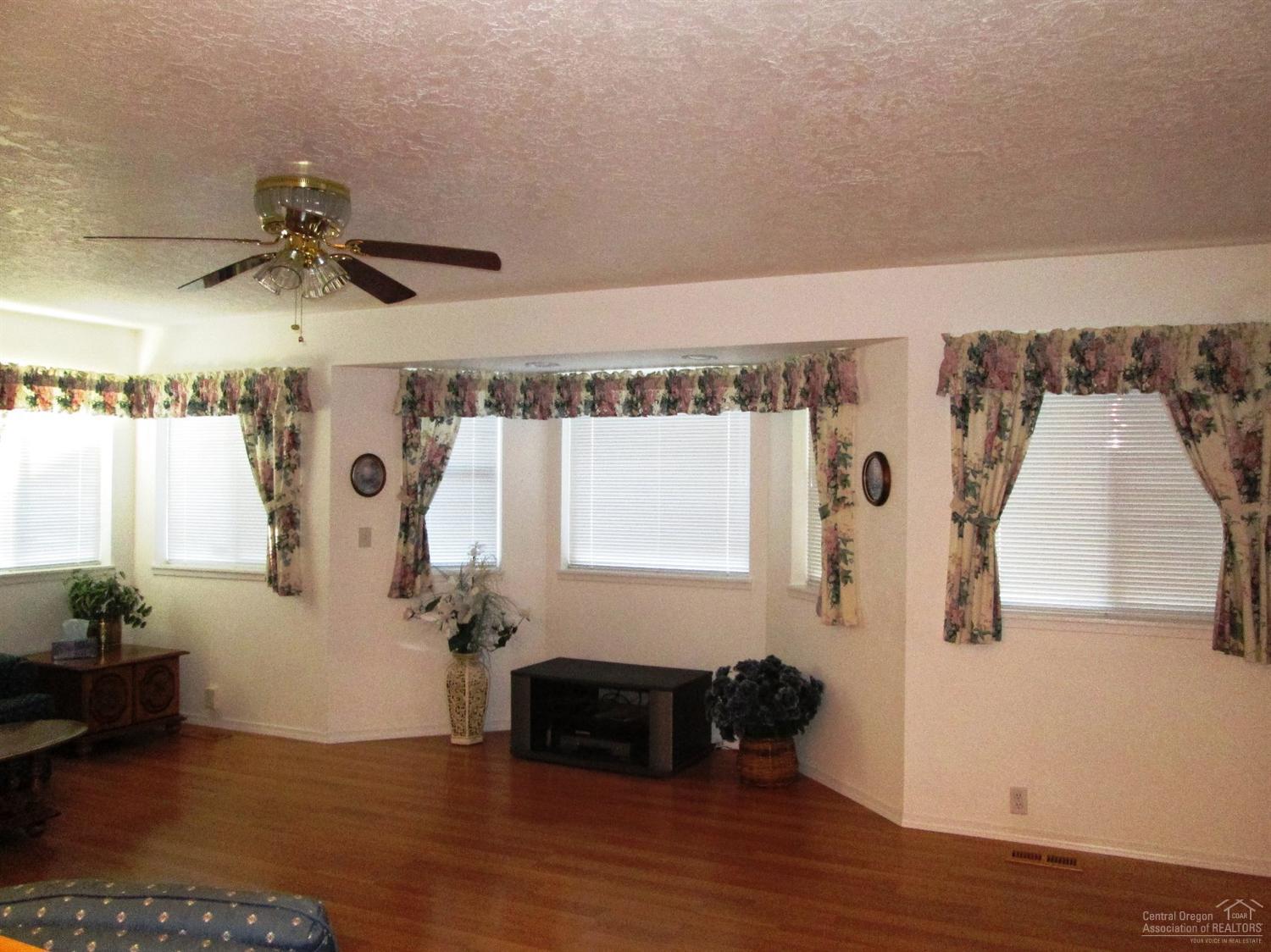 Skyline Ridge - Residential