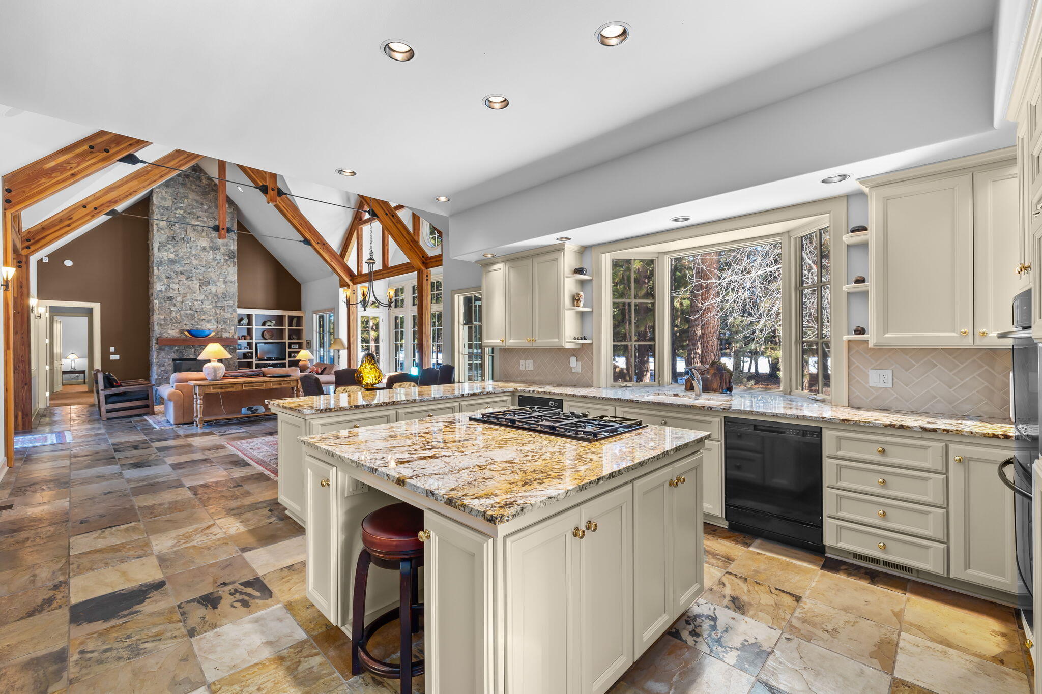 Broken Top - Residential