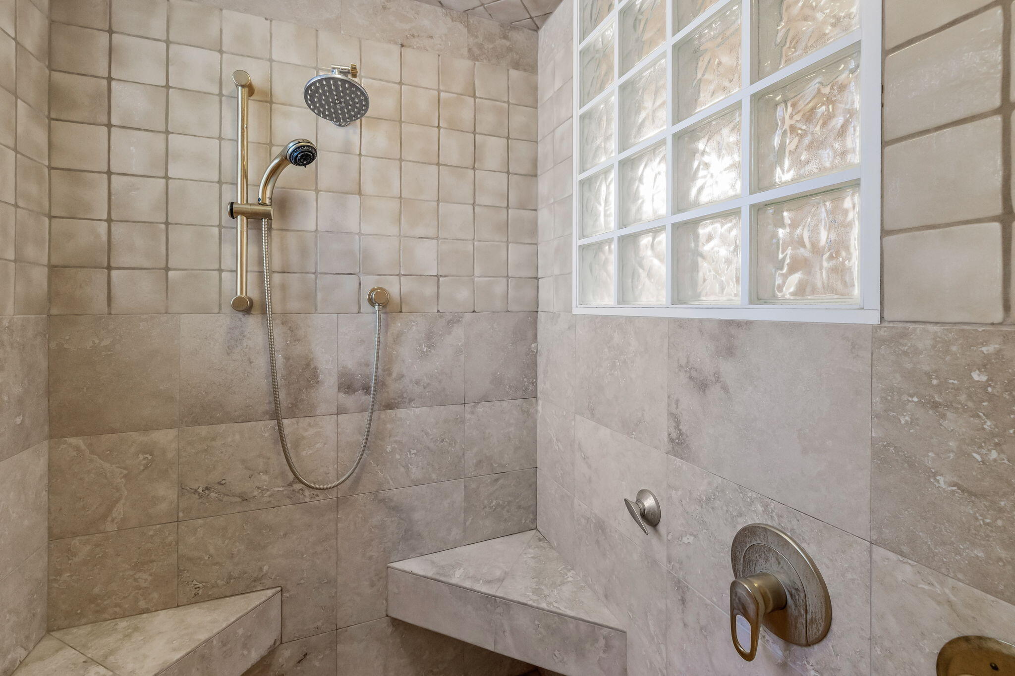 Broken Top - Residential