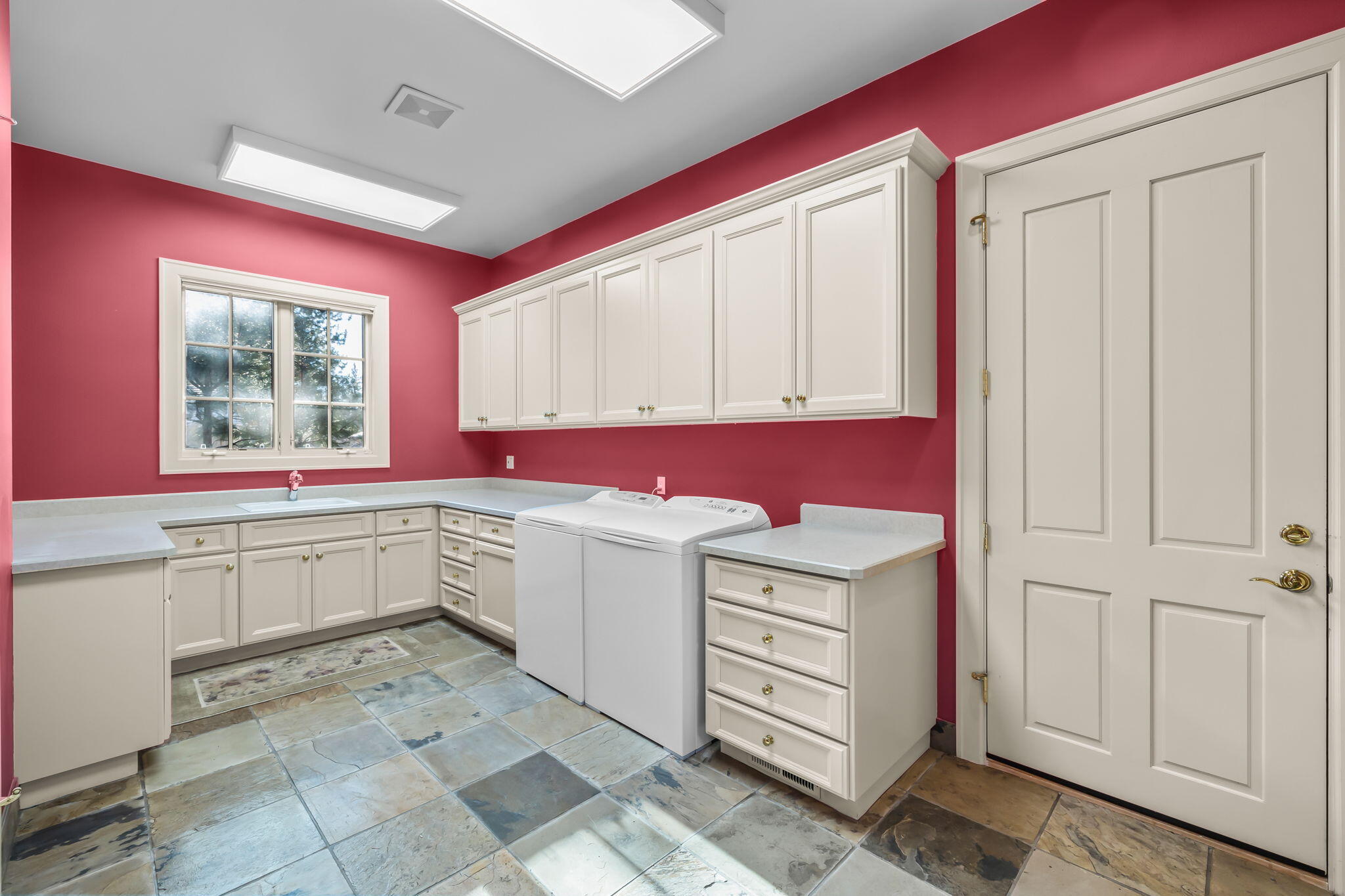 Broken Top - Residential