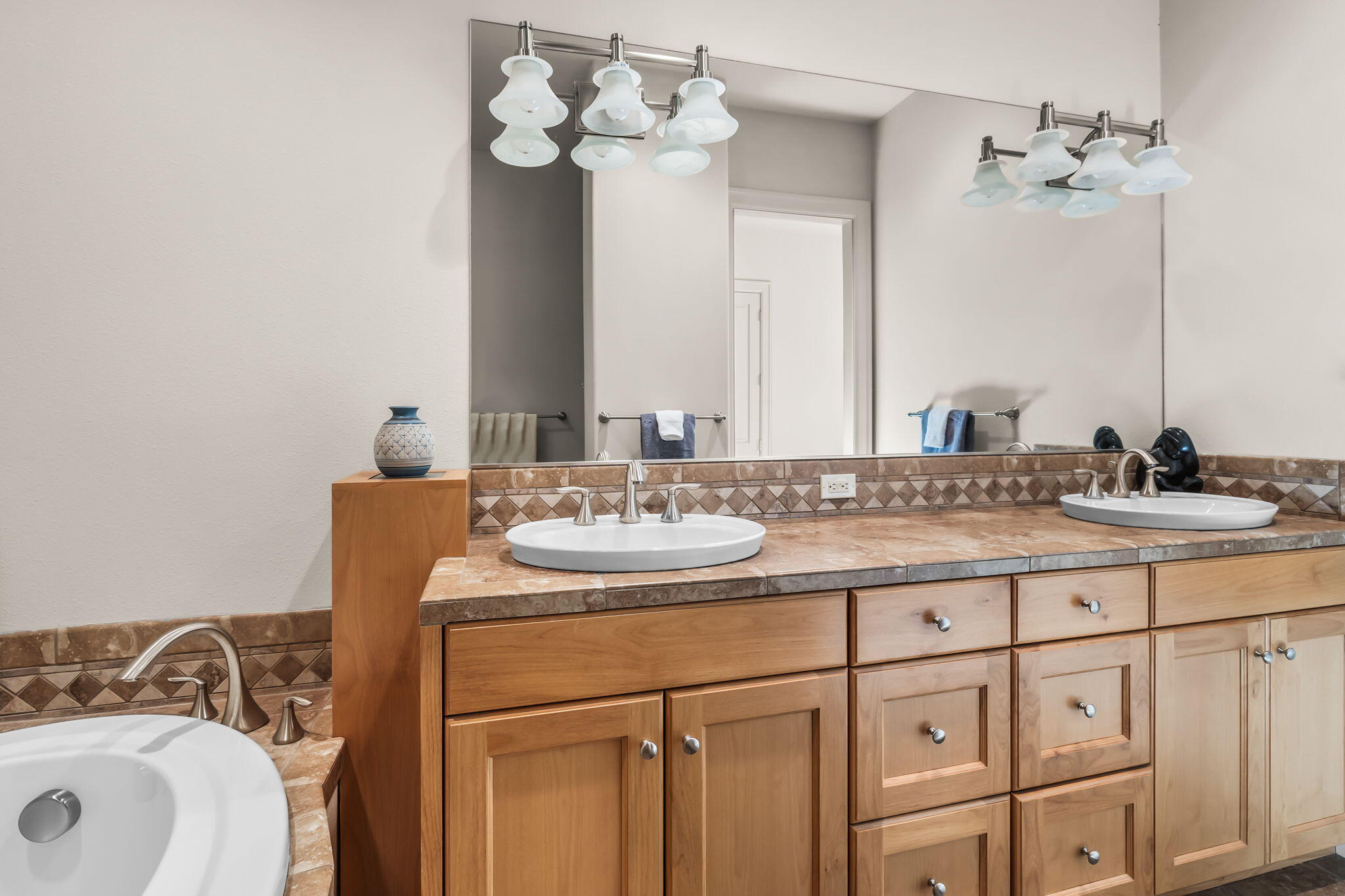 Broken Top - Residential