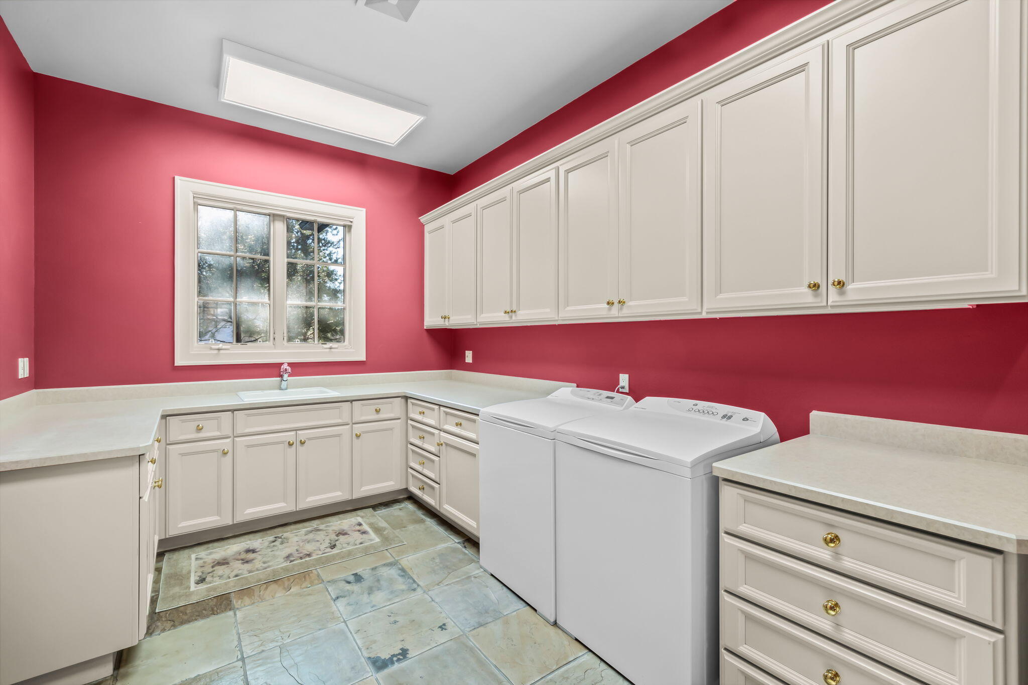 Broken Top - Residential