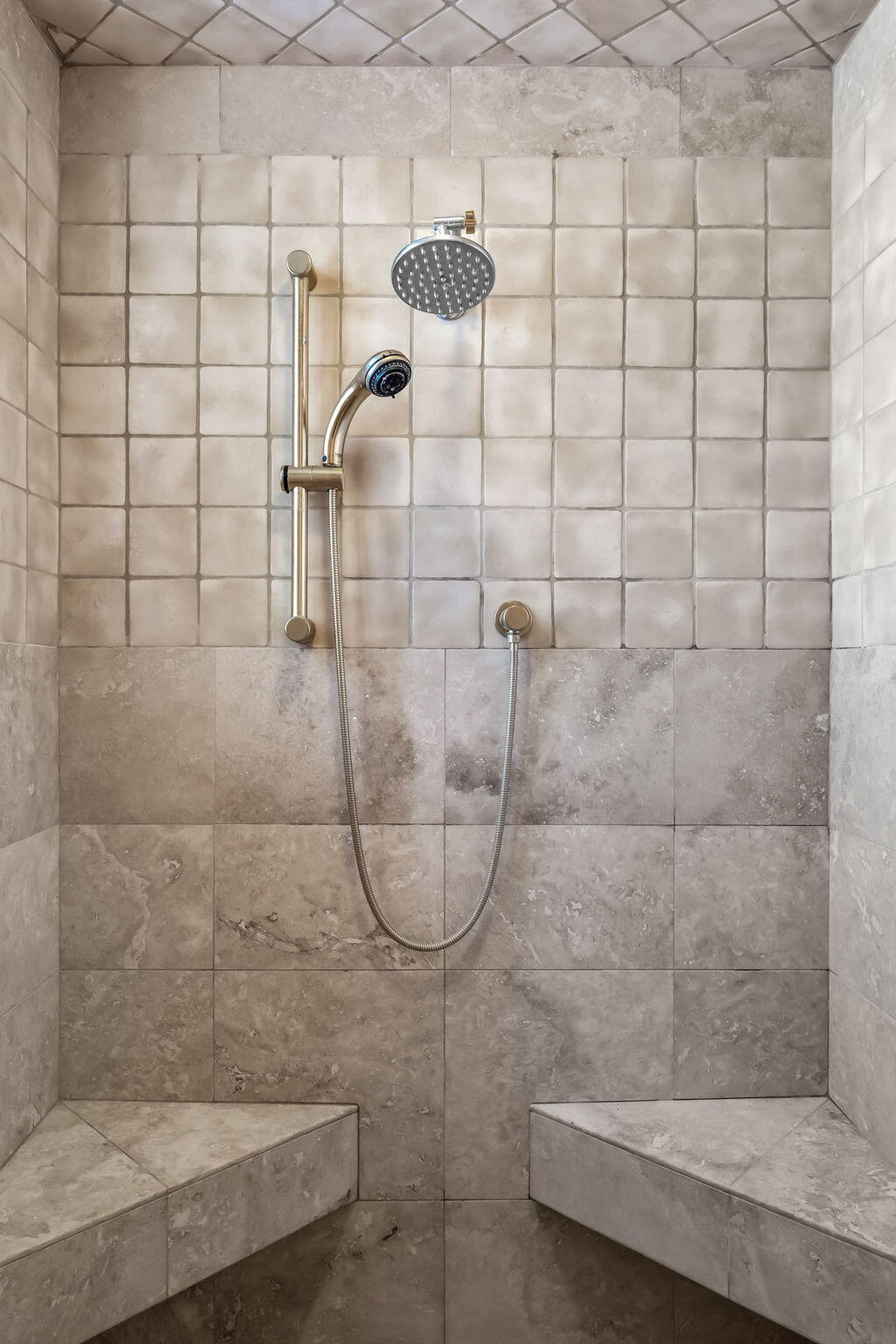 Broken Top - Residential