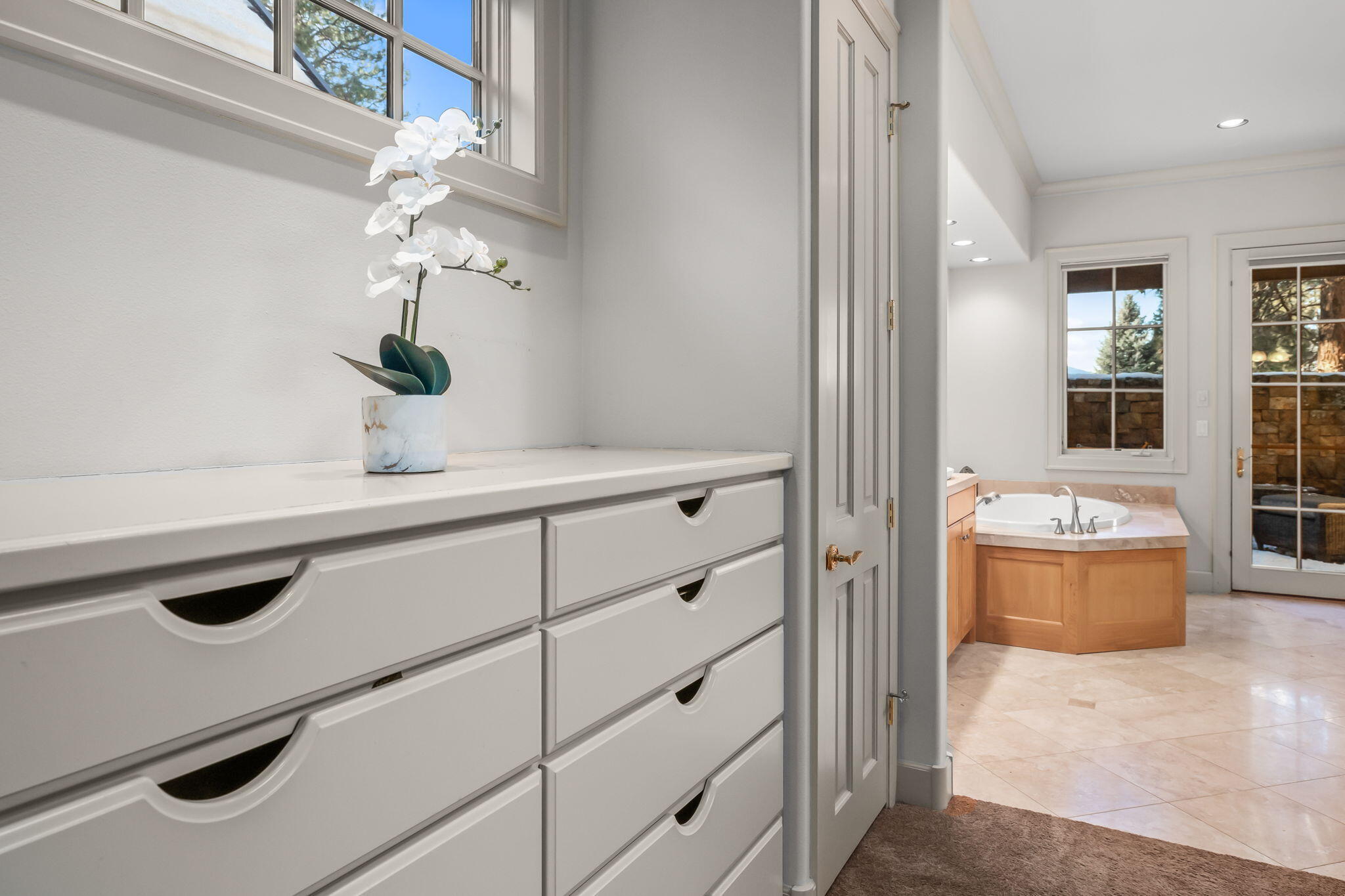 Broken Top - Residential