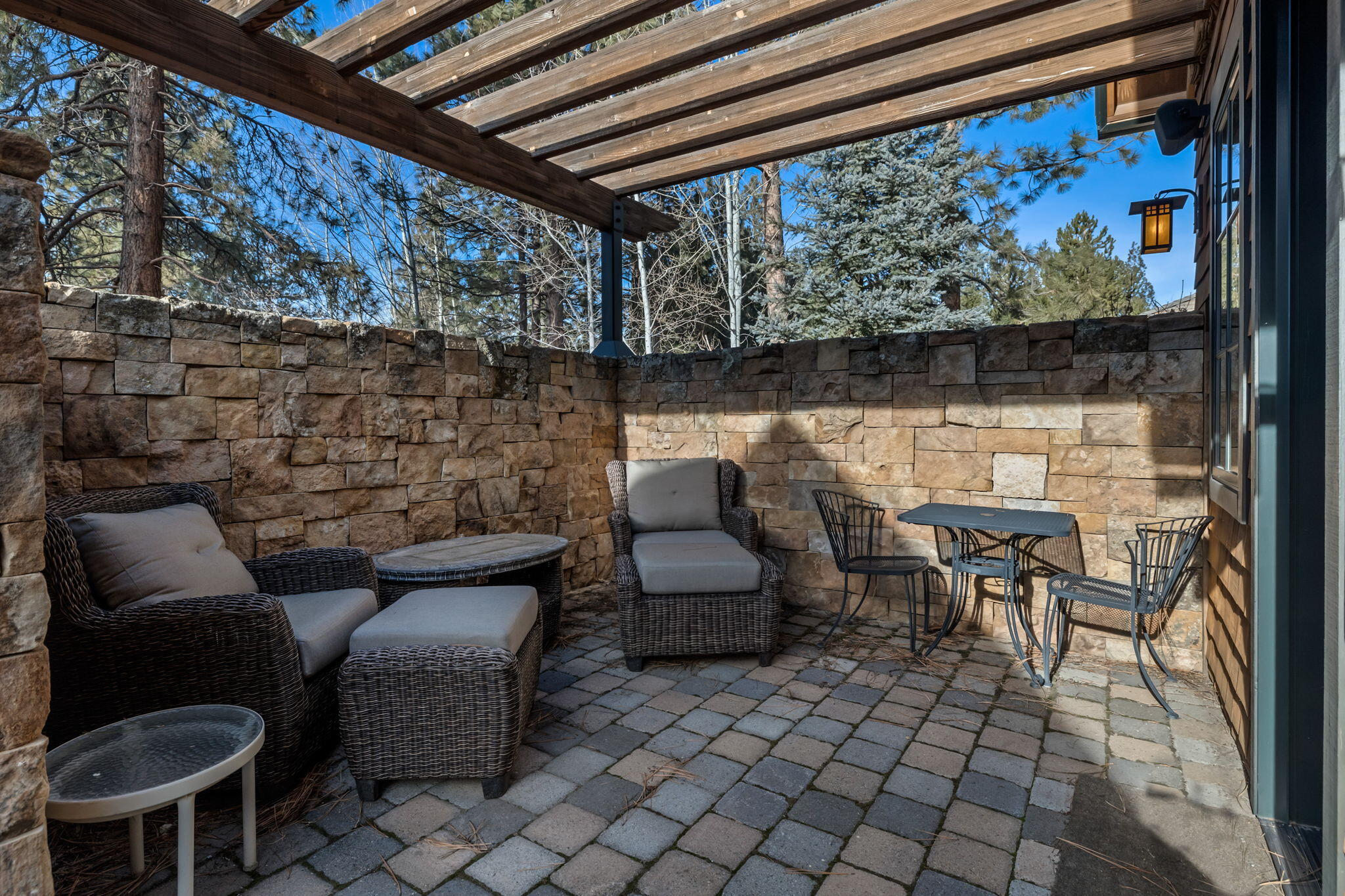 Broken Top - Residential