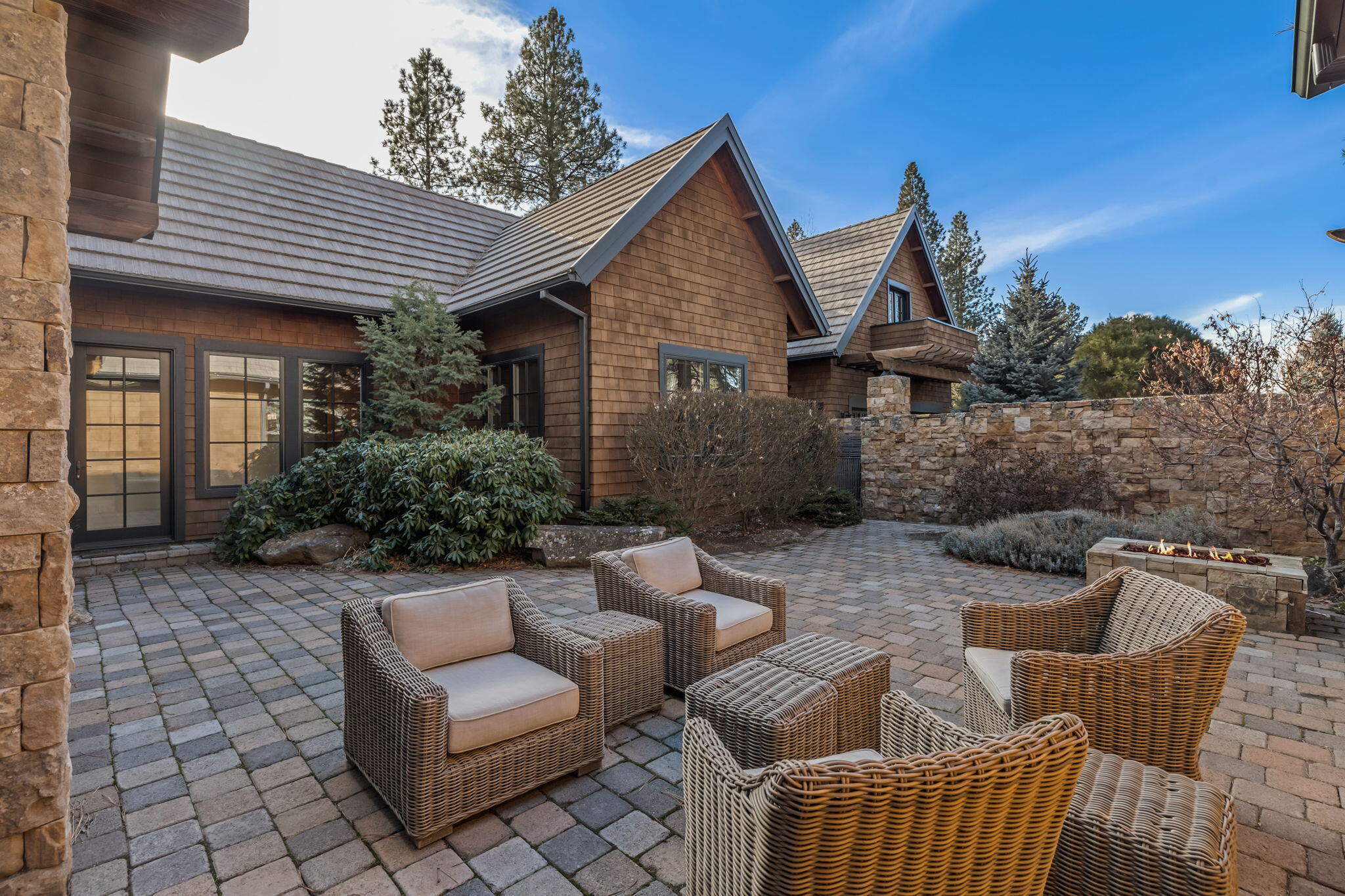 Broken Top - Residential