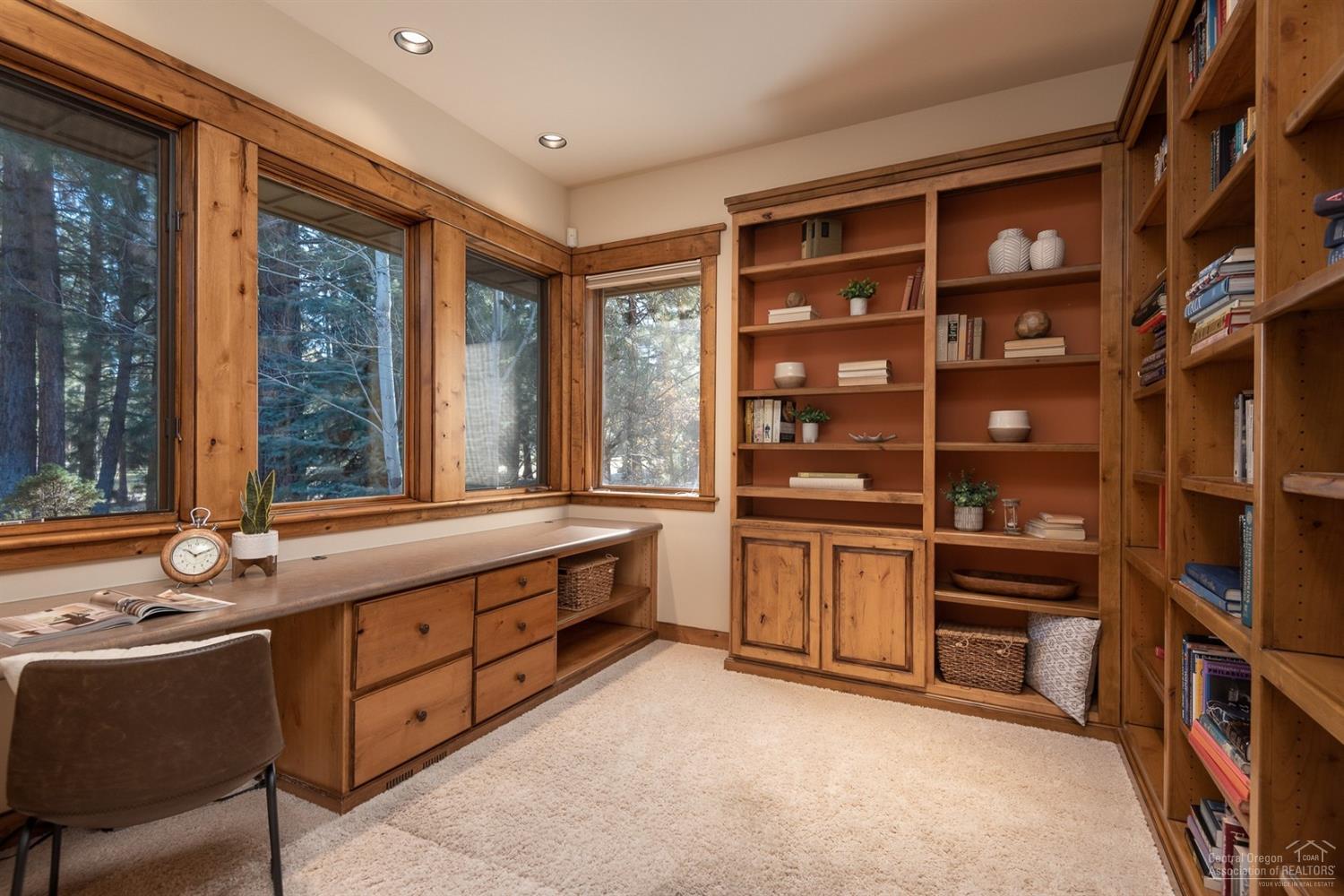 Broken Top - Residential