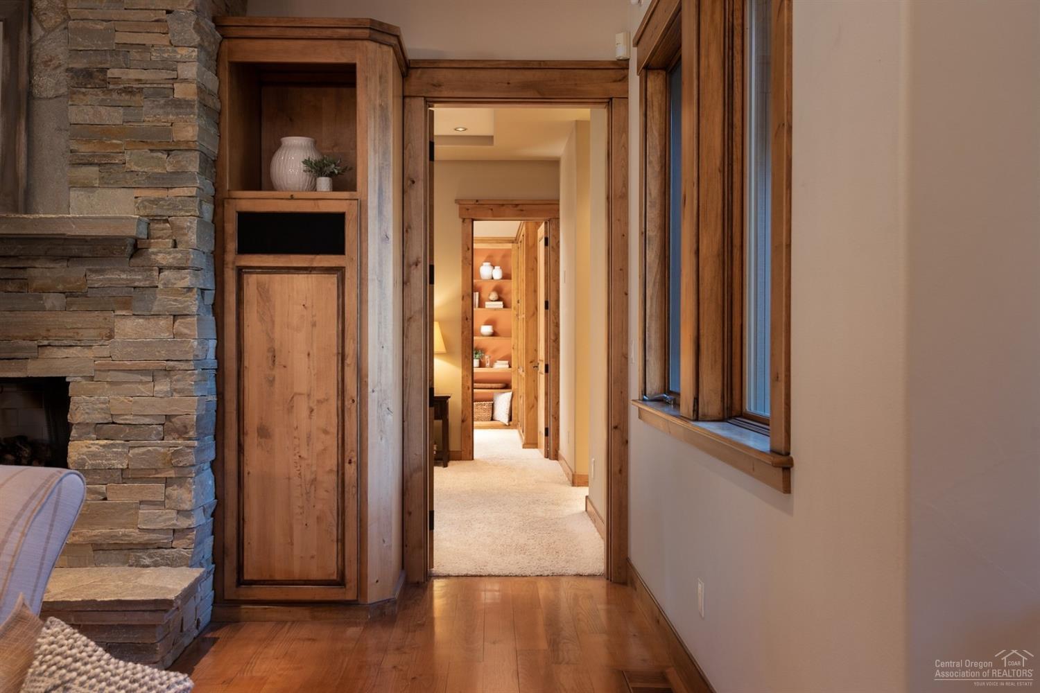 Broken Top - Residential