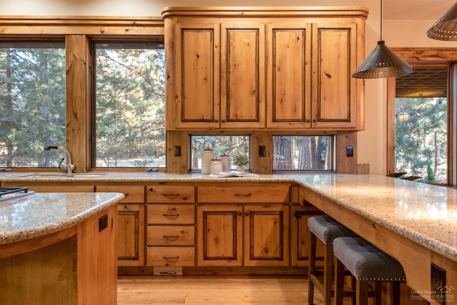 Broken Top - Residential