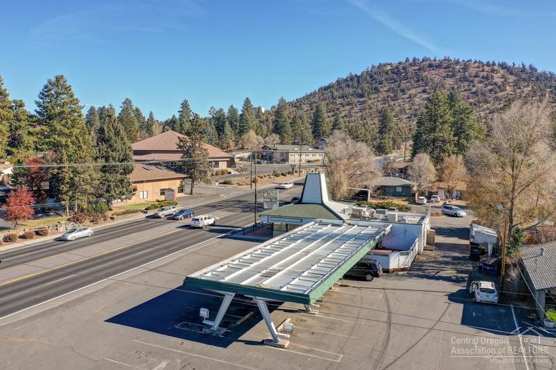 1st Addition Bend Pk - Commercial Sale