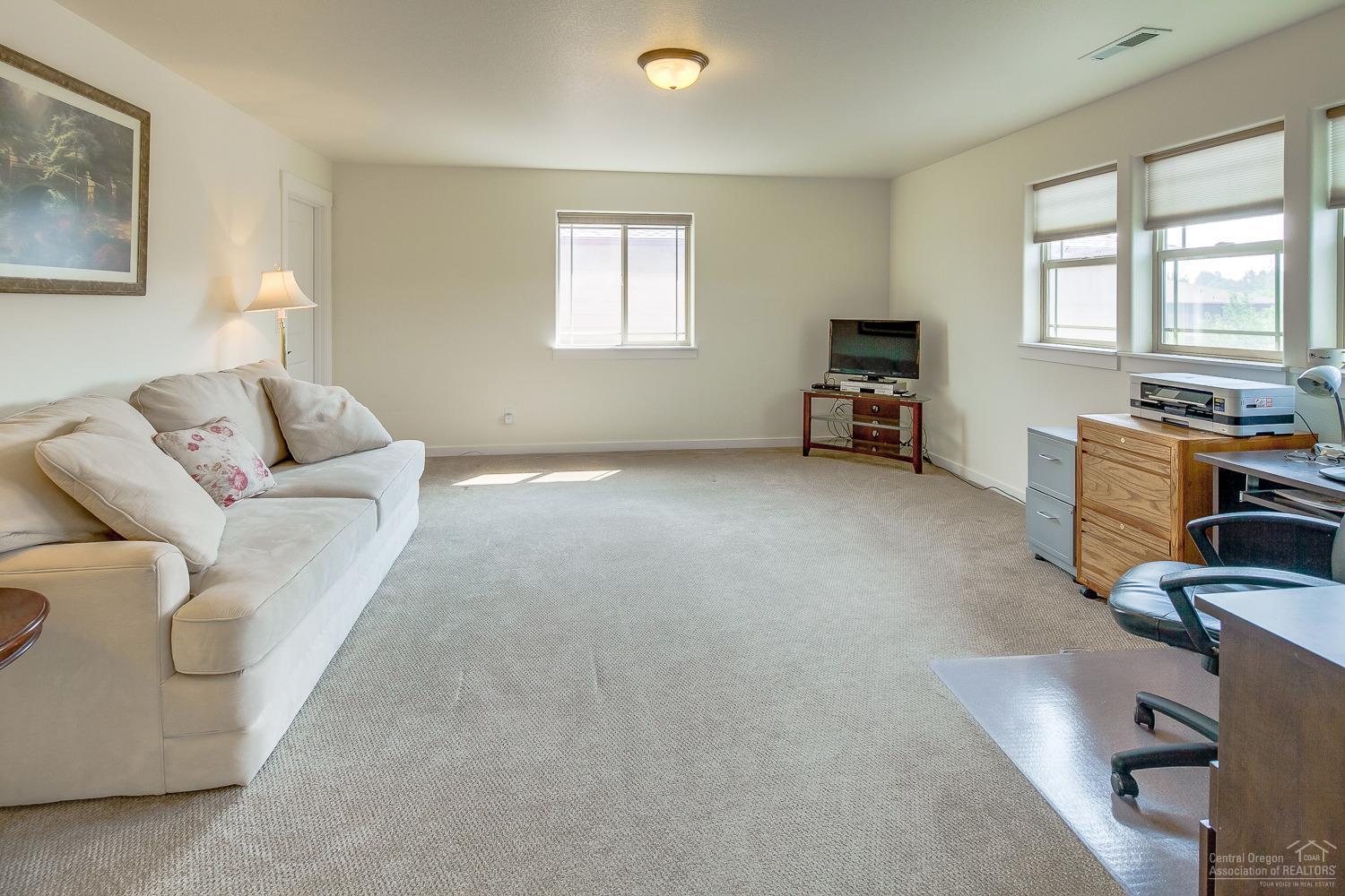 Eagle's Landing - Residential