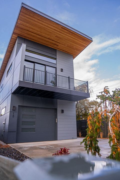 12 SW Roosevelt Avenue Bend OR 97702