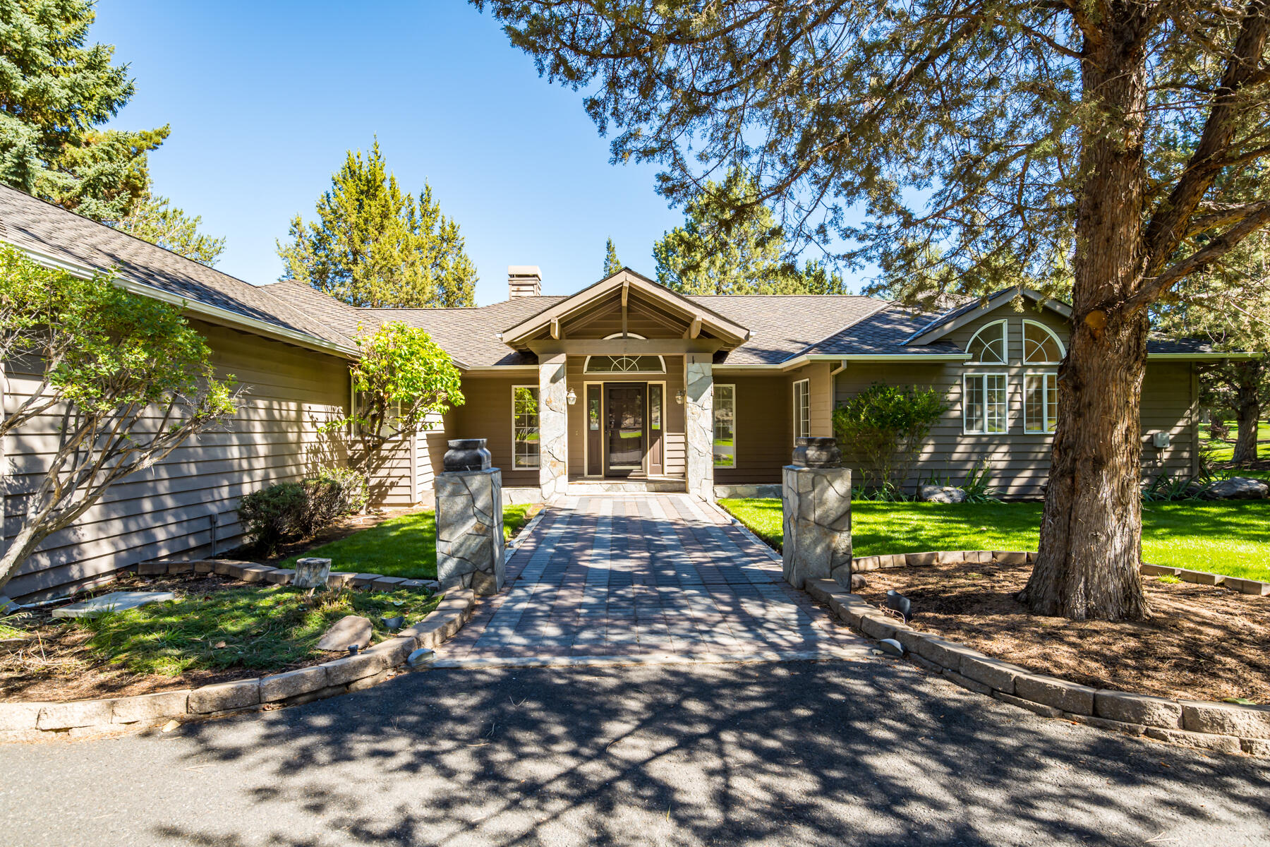 Eagle Crest - Residential