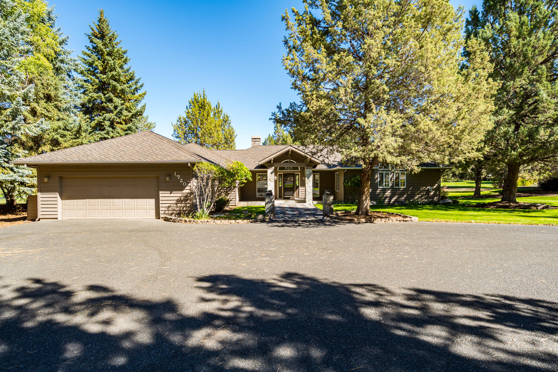 Eagle Crest - Residential