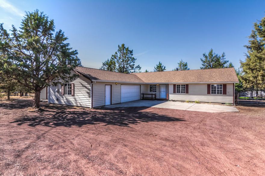 Isn't it time you had some room?  With 1.19 Acres located at the beautiful Crooked River Ranch Resort community in sunny Central Oregon you can. This home is completely move in ready. With 3 ample sized bedrooms and 2 full baths. With a park-like setting in the back yard and even some mountain views. New roof, water heater, all new flooring, and interior paint. Come enjoy all the amenities that Crooked River Ranch has to offer - Horseback riding, Tennis Courts, Park, Golfing, Restaurants.