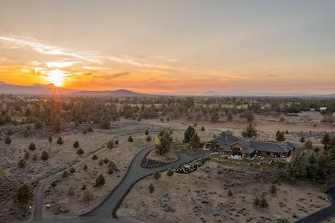 Tiny photo for 61465 White Peaks Court, Bend, OR 97702 (MLS # 220221777)