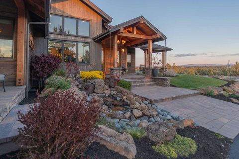 Tiny photo for 61465 White Peaks Court, Bend, OR 97702 (MLS # 220221777)