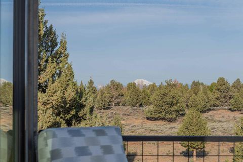 Tiny photo for 61465 White Peaks Court, Bend, OR 97702 (MLS # 220221777)