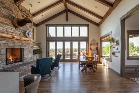 Tiny photo for 61465 White Peaks Court, Bend, OR 97702 (MLS # 220221777)