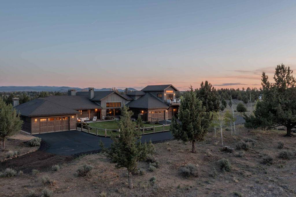 61465 White Peaks Court