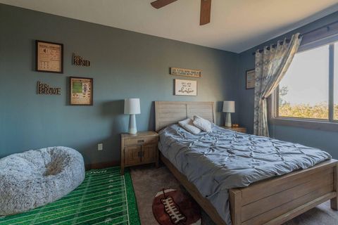 Tiny photo for 61465 White Peaks Court, Bend, OR 97702 (MLS # 220221777)