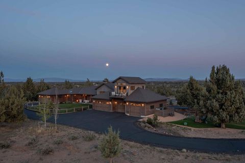 Tiny photo for 61465 White Peaks Court, Bend, OR 97702 (MLS # 220221777)