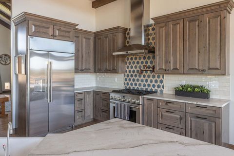 Tiny photo for 61465 White Peaks Court, Bend, OR 97702 (MLS # 220221777)