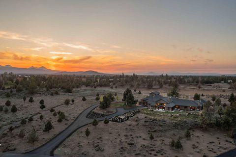 Tiny photo for 61465 White Peaks Court, Bend, OR 97702 (MLS # 220221777)