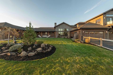 Tiny photo for 61465 White Peaks Court, Bend, OR 97702 (MLS # 220221777)