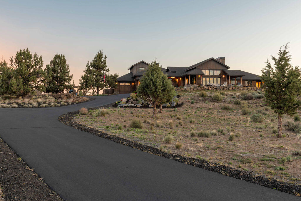 61465 White Peaks Court