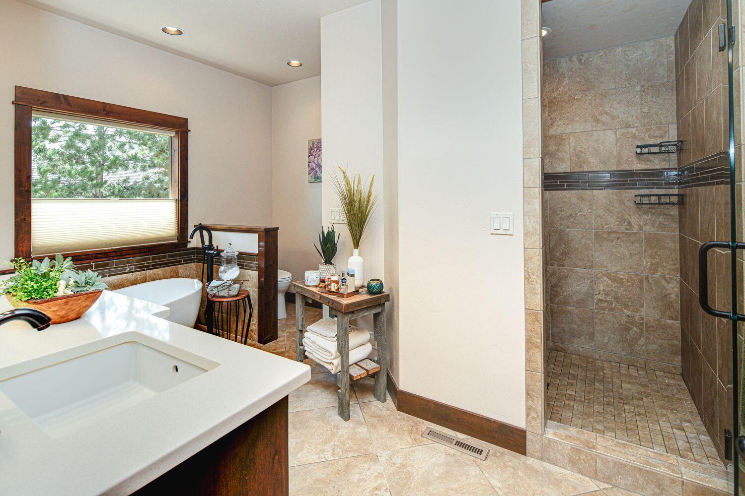 Eagle Crest - Residential