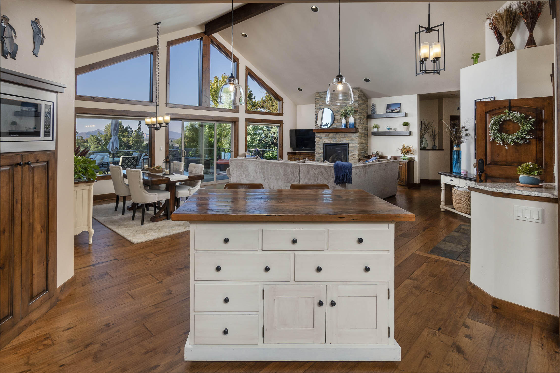 Eagle Crest - Residential