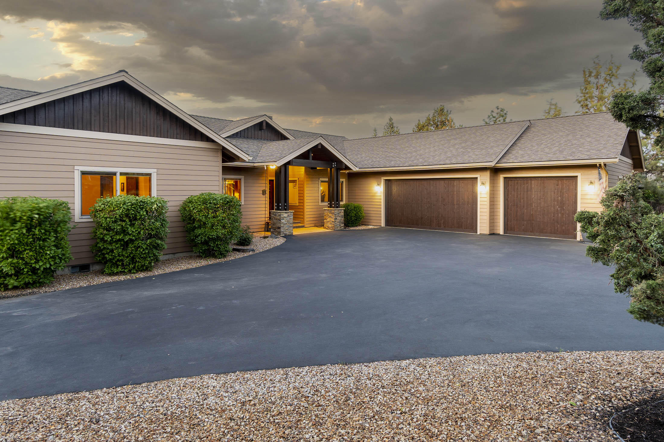 Eagle Crest - Residential