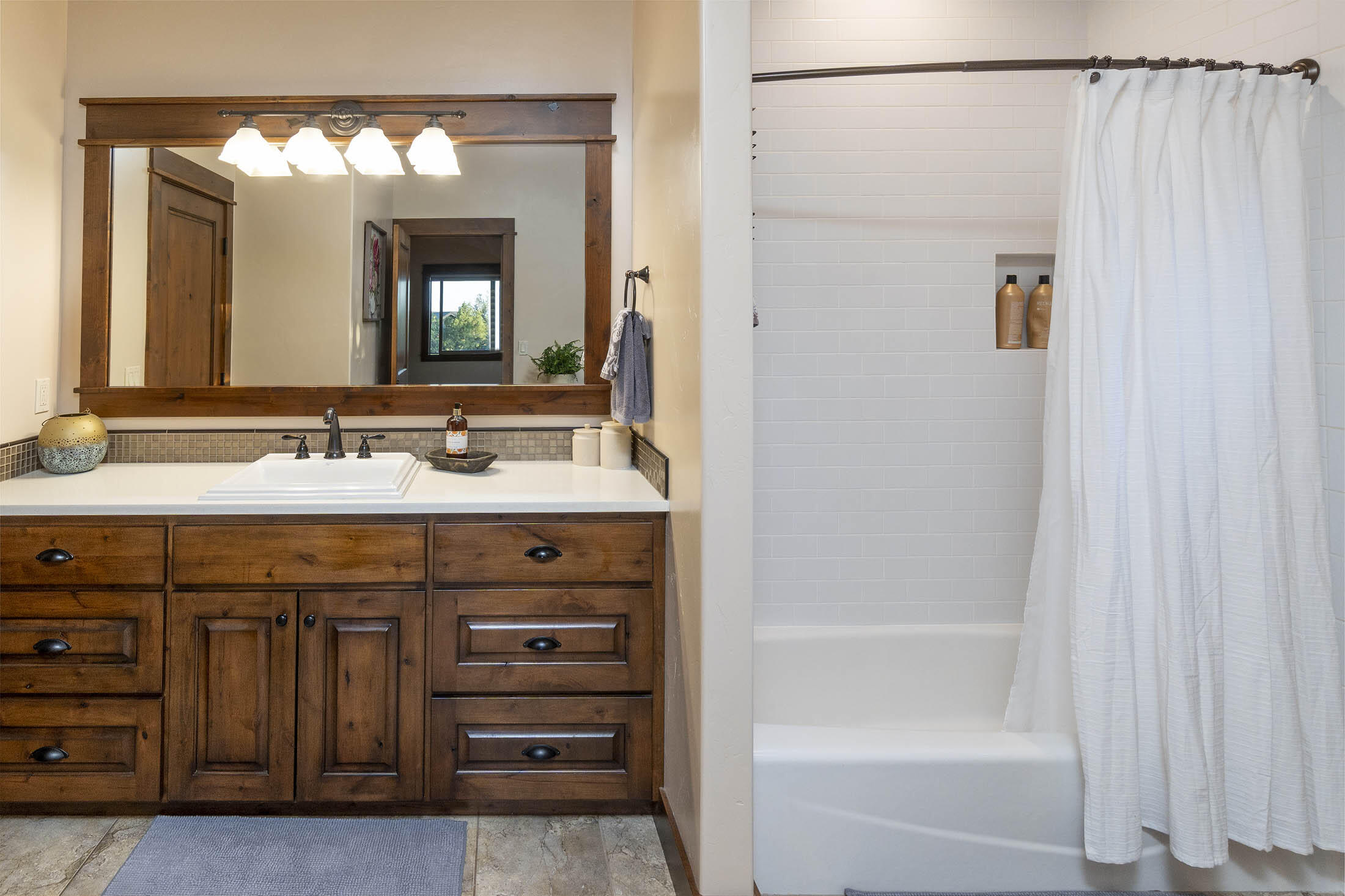 Eagle Crest - Residential