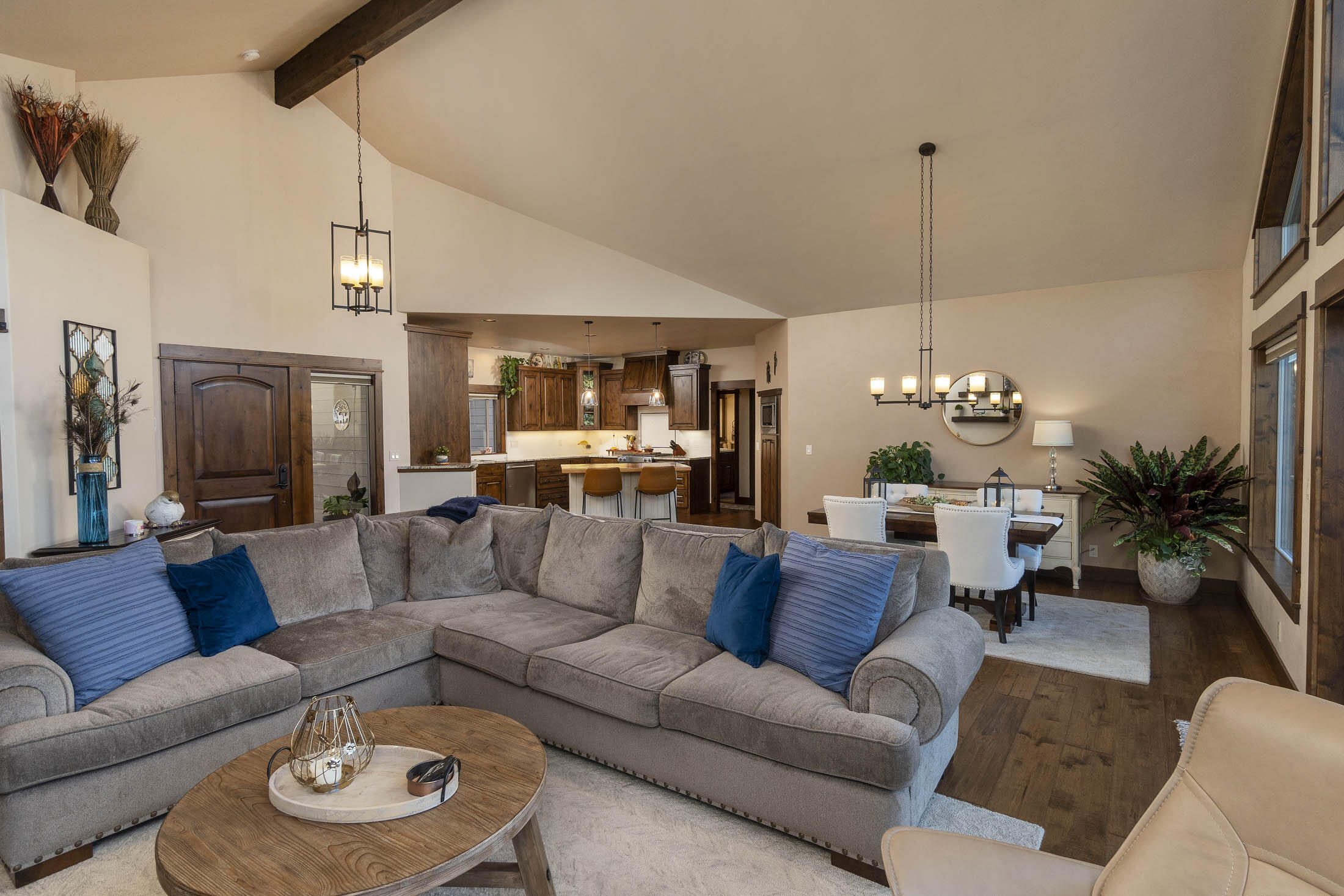 Eagle Crest - Residential