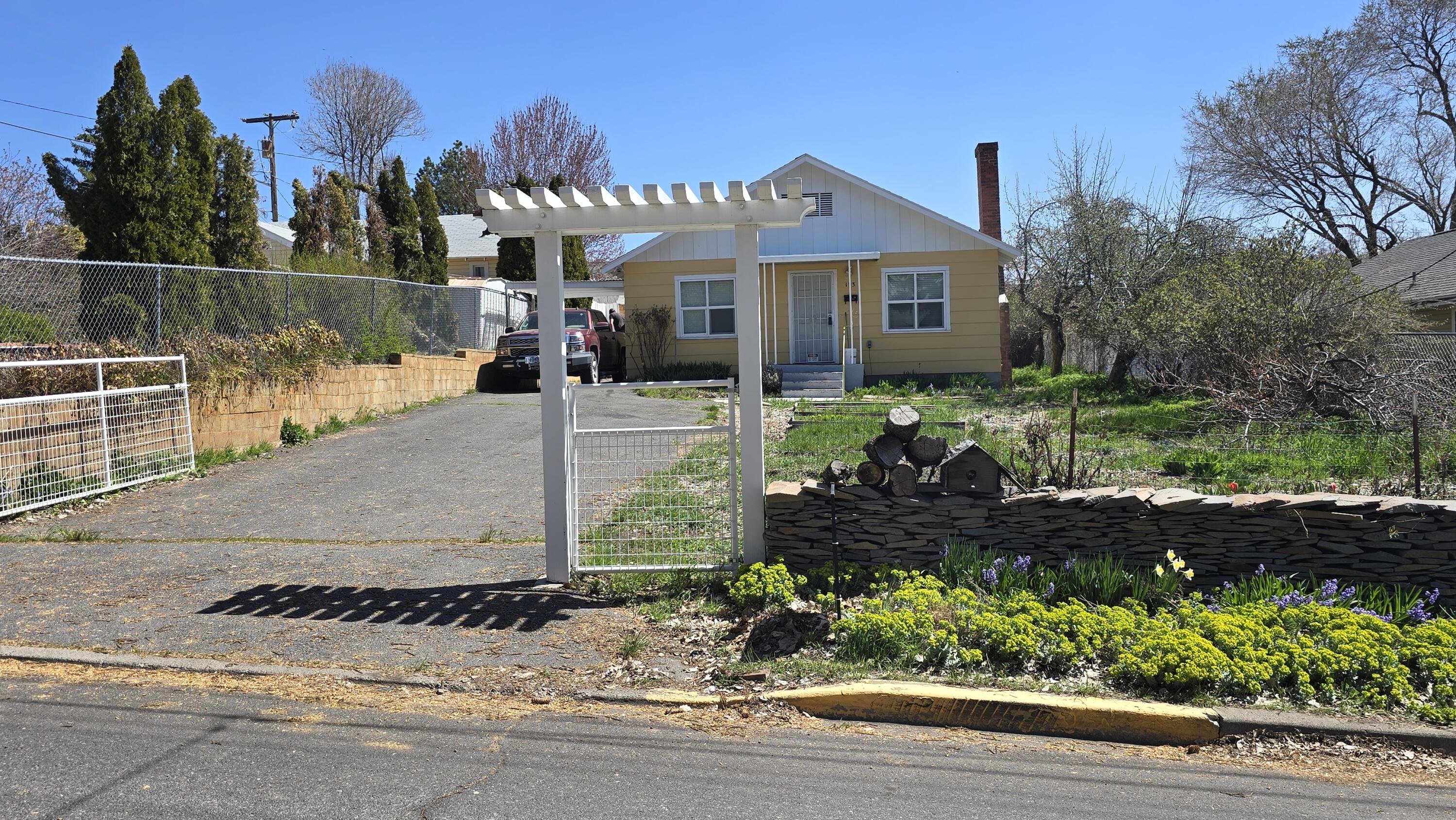 Klamath Falls -Hot Springs Addition - Residential