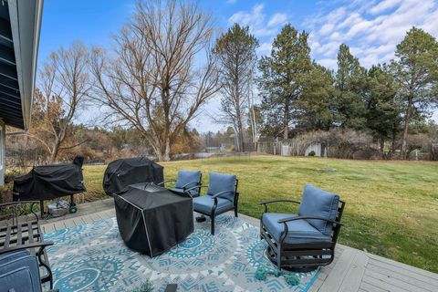 Tiny photo for 12712 SE Davis Loop, Prineville, OR 97754 (MLS # 220211908)