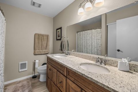 Tiny photo for 12712 SE Davis Loop, Prineville, OR 97754 (MLS # 220211908)