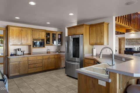Tiny photo for 24605 Dodds Road, Bend, OR 97701 (MLS # 220223443)
