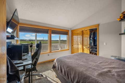 Tiny photo for 24605 Dodds Road, Bend, OR 97701 (MLS # 220223443)