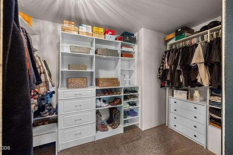Tiny photo for 24605 Dodds Road, Bend, OR 97701 (MLS # 220223443)
