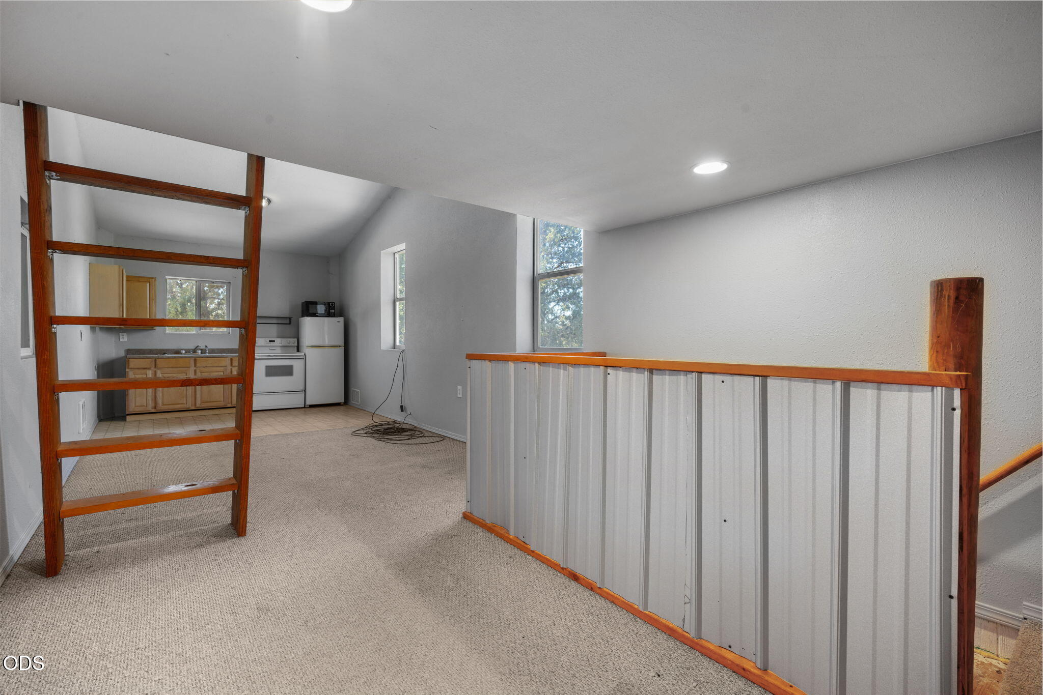 24605 Dodds Rd, Bend, OR, 97701, USA, 4 Bedrooms Bedrooms, ,4 BathroomsBathrooms,Residential,Active,24605 Dodds Rd,220223443