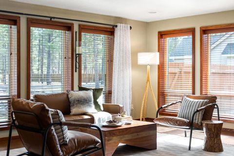 Tiny photo for 69271 Whippletree, Sisters, OR 97759 (MLS # 220215074)