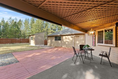Tiny photo for 69271 Whippletree, Sisters, OR 97759 (MLS # 220215074)