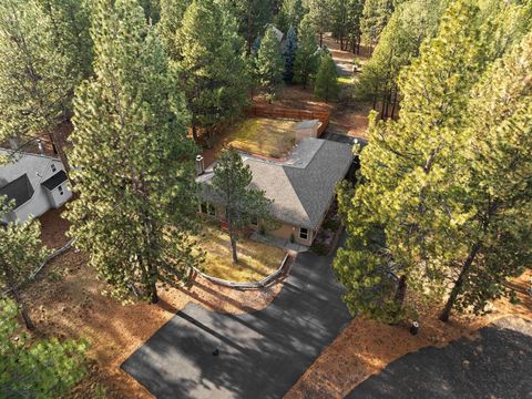 Tiny photo for 69271 Whippletree, Sisters, OR 97759 (MLS # 220215074)