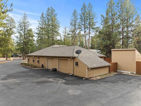 Tiny photo for 69271 Whippletree, Sisters, OR 97759 (MLS # 220215074)